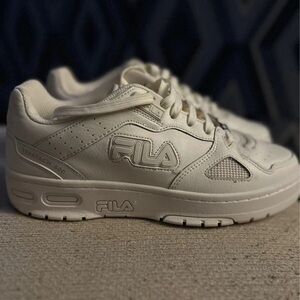 SHEIN Cream Mules & Clogs